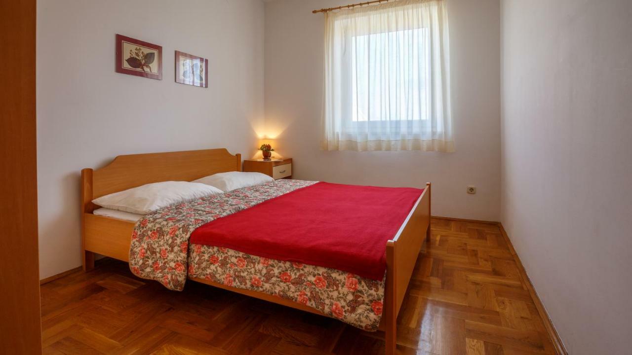 Apartment Josephine 2 Malinska Exterior foto
